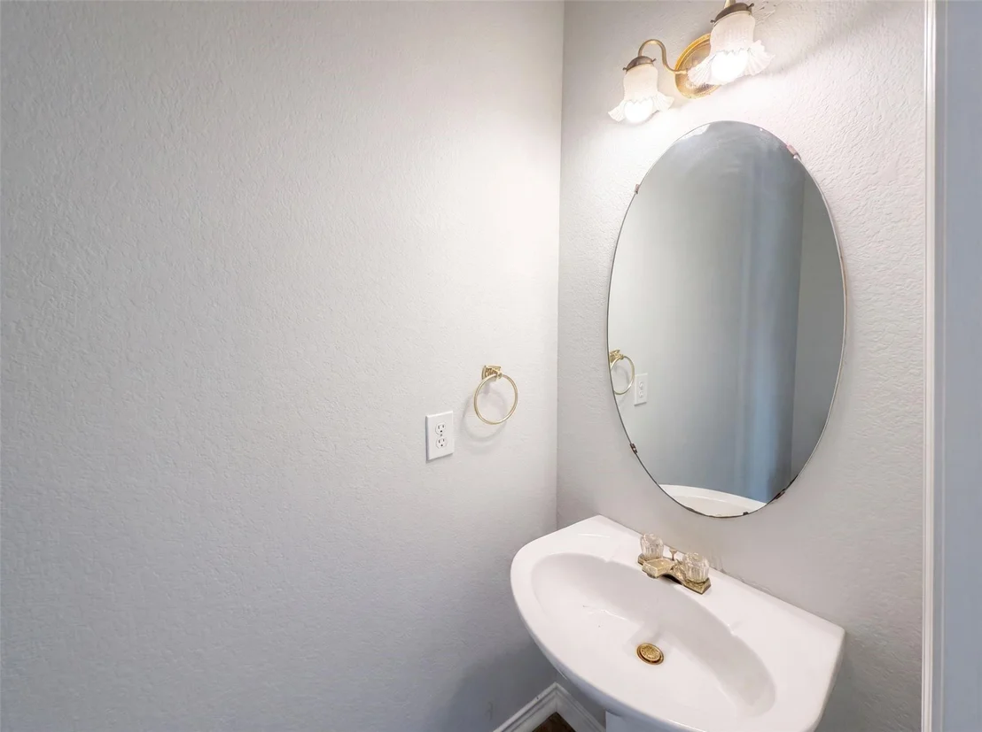 Photo of 861 Pimernel Lane