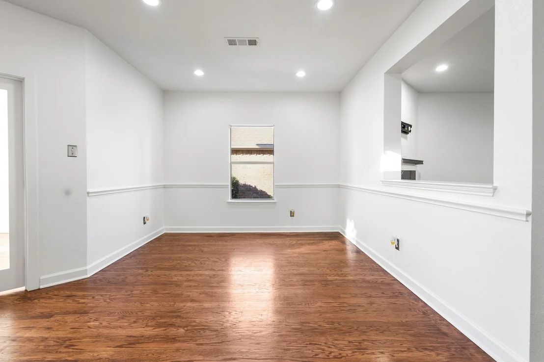 Photo of 2409 Eisenhower Drive