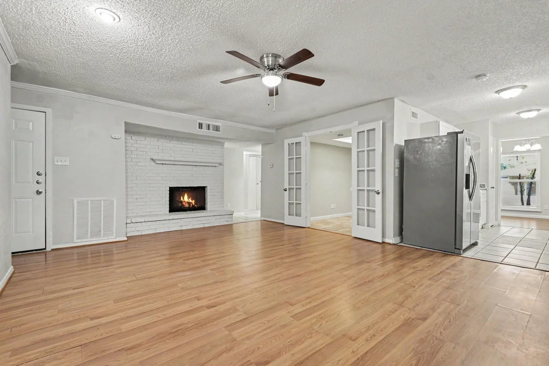 Photo of 8810 Miami Drive