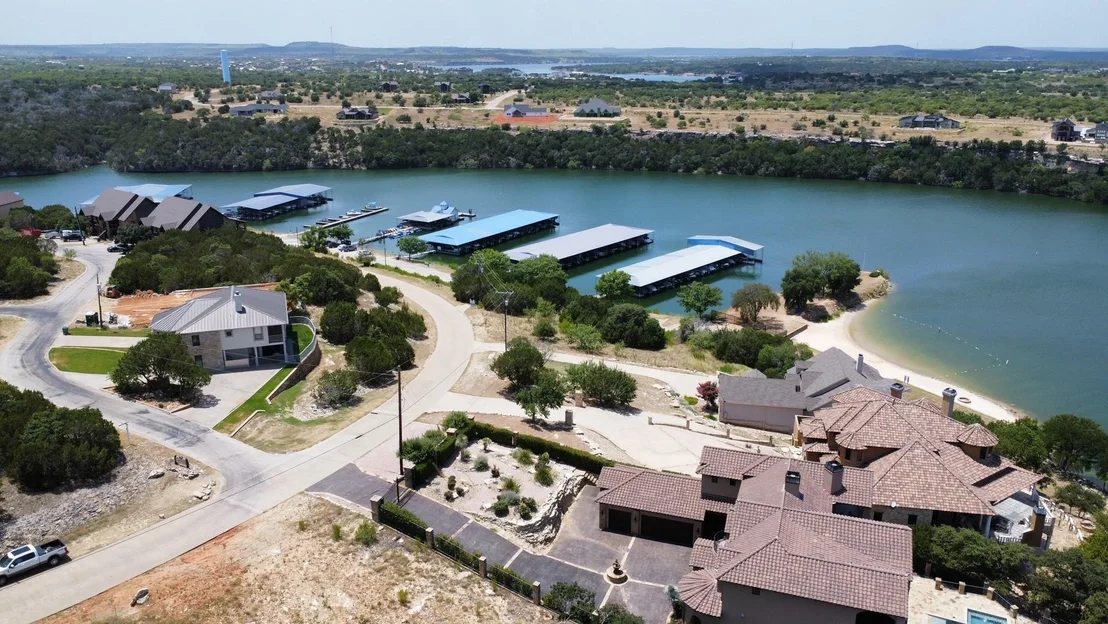 Photo of 1010 Cliffs Drive