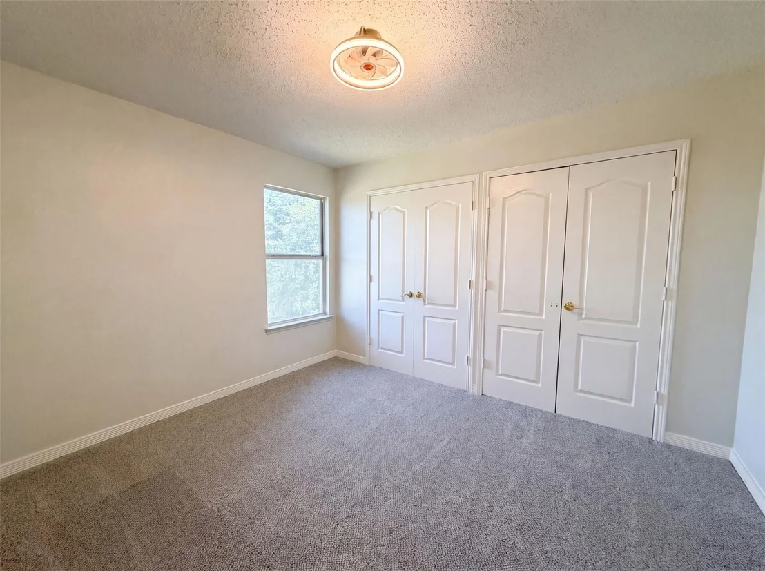 Photo of 3940 Victory Court