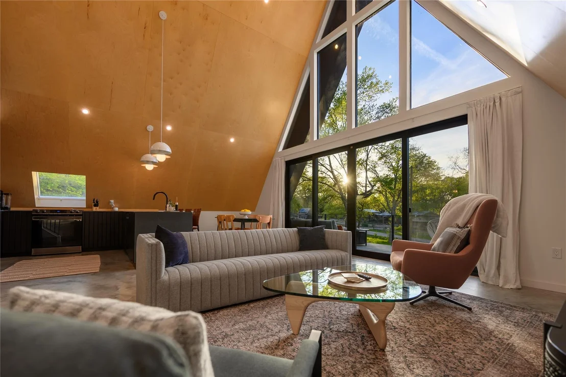 Photo of 1219 Whispering Springs Drive