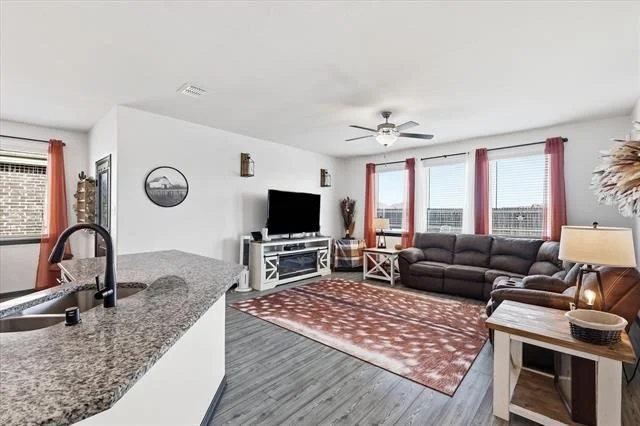 Photo of 645 Ridgeback Trail