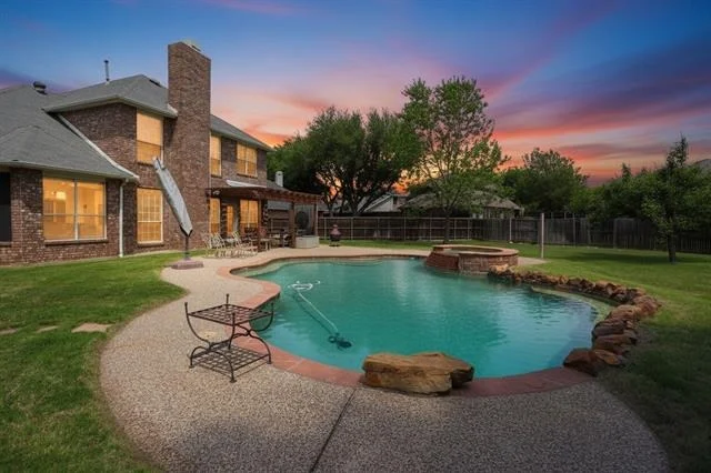 Photo of 2300 Pinehurst Drive