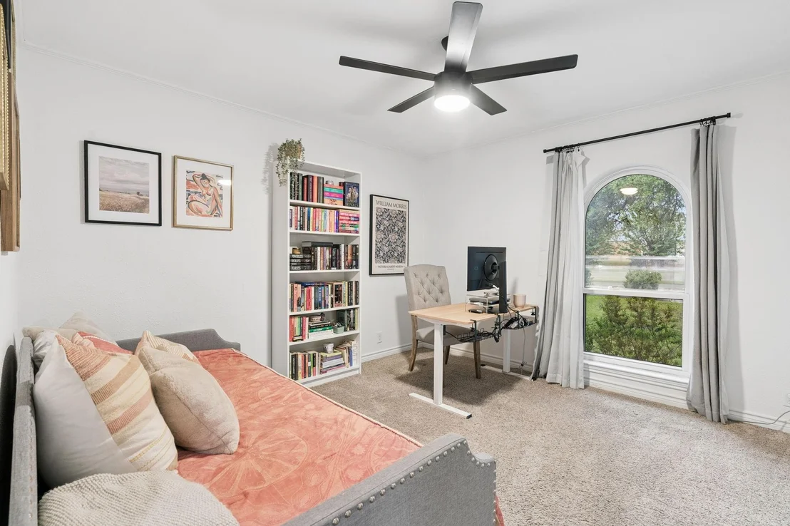 Photo of 1673 Chisolm Trail