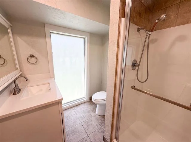 Photo of 202 Vanshire Road W