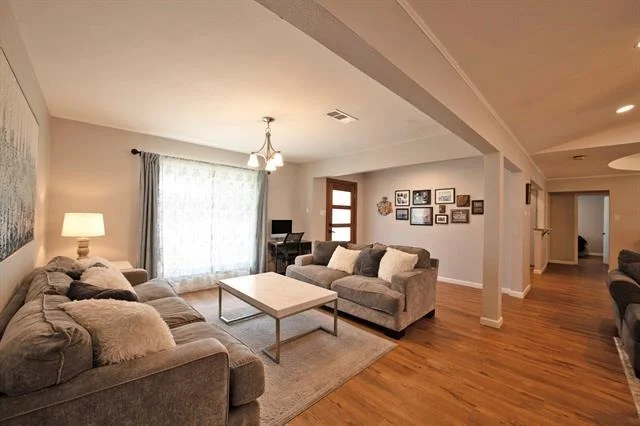 Photo of 828 Norton Circle
