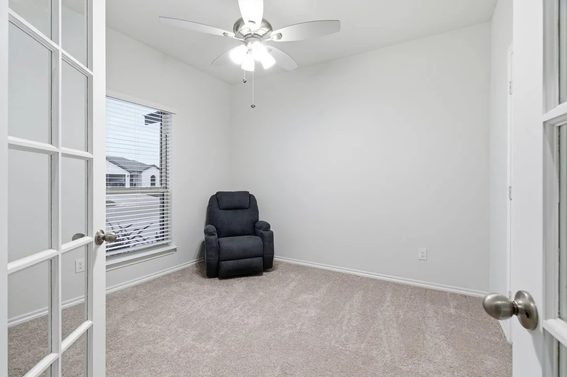 Photo of 437 Falcon Way