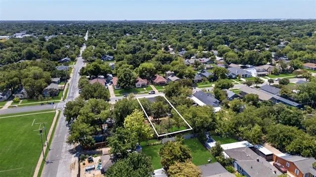 Photo of 2511 Gladstone Drive