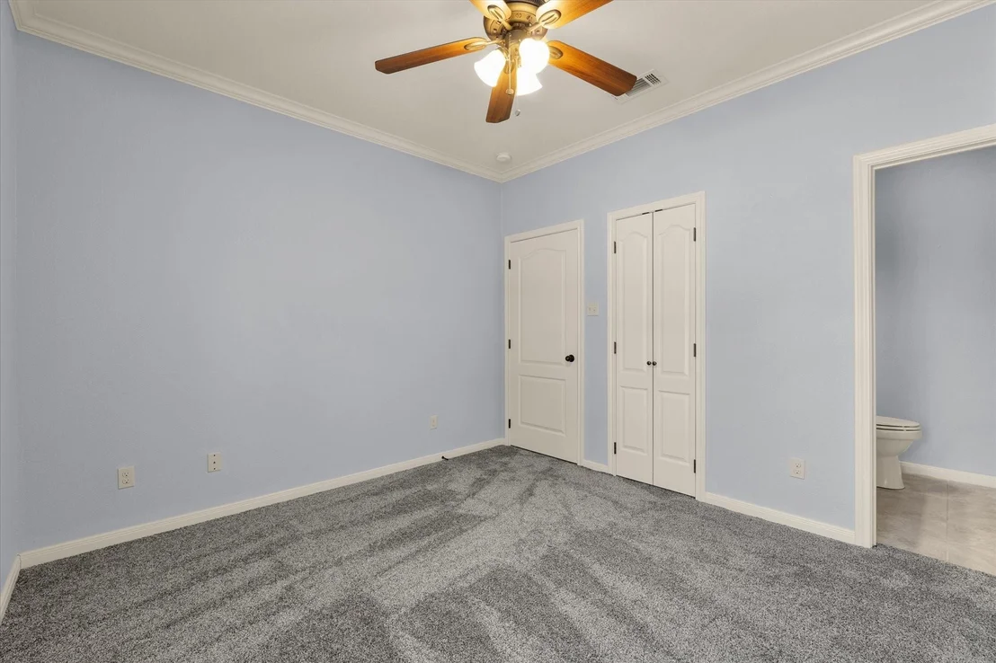 Photo of 32 North Shore Circle
