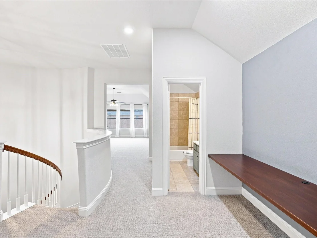 Photo of 412 Oriole Drive
