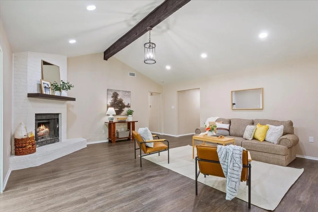 Photo of 329 Applewood Lane