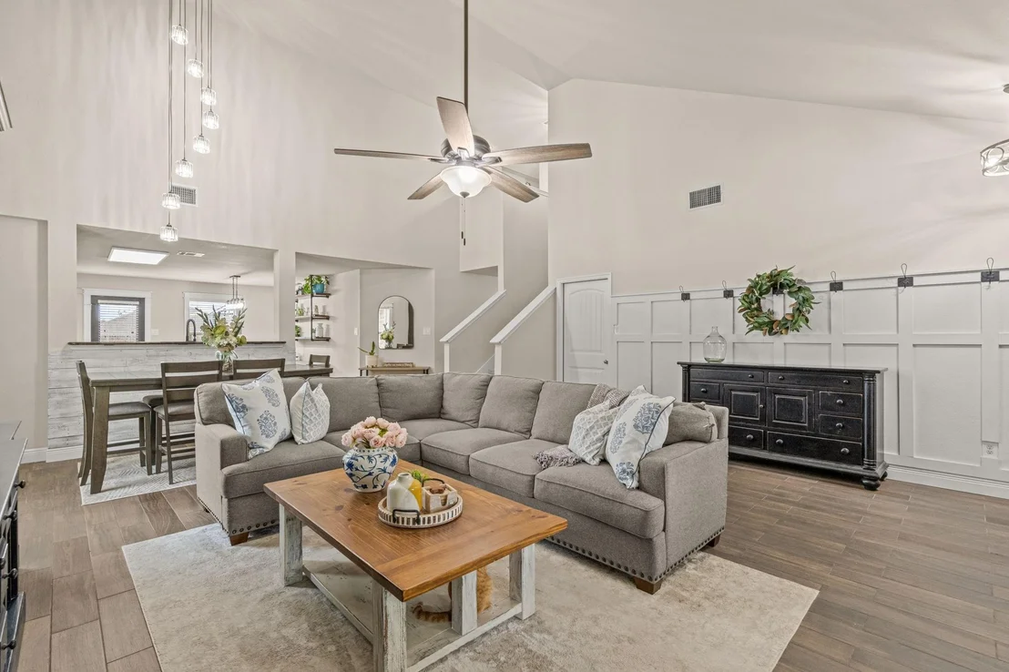 Photo of 433 Andalusian Trail