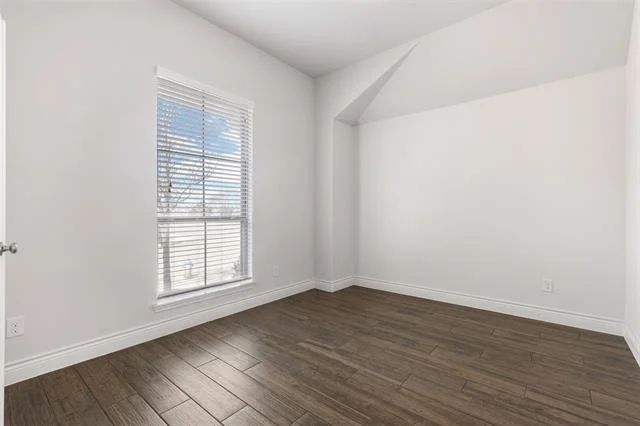 Photo of 1700 Lithgow Road
