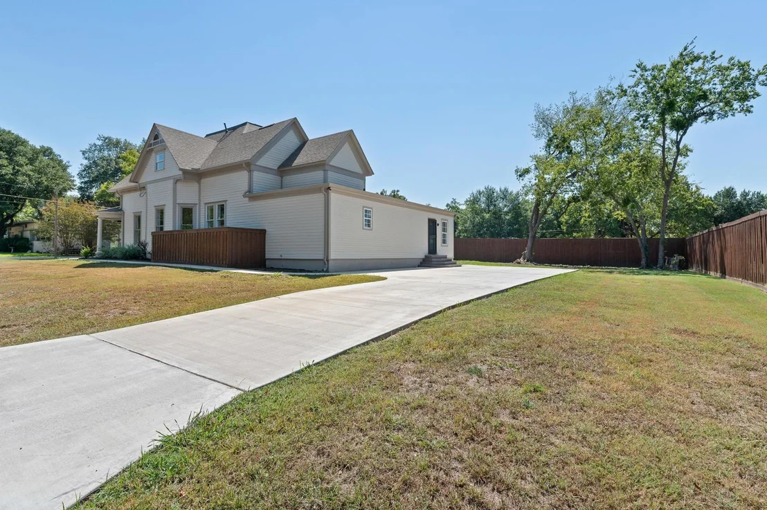 Photo of 1401 Arp Street