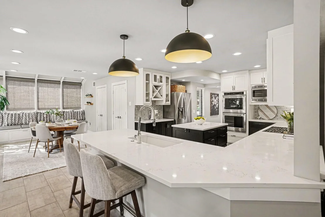 Photo of 2902 Ambleside Lane