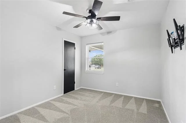 Photo of 139 Moses Manor Drive