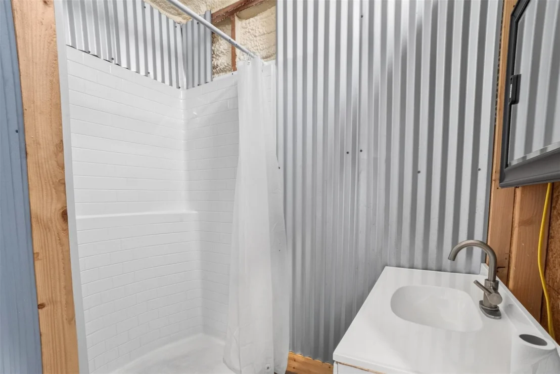 Photo of 102 Poplar Street