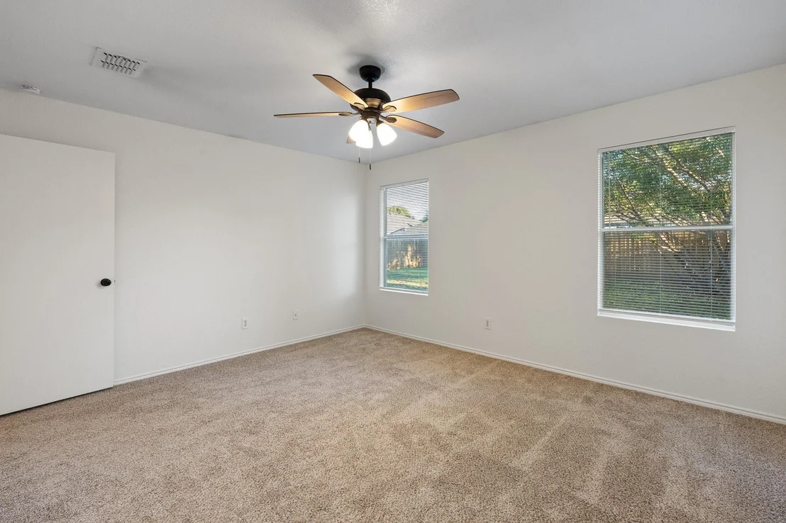 Photo of 1128 Boxwood Drive