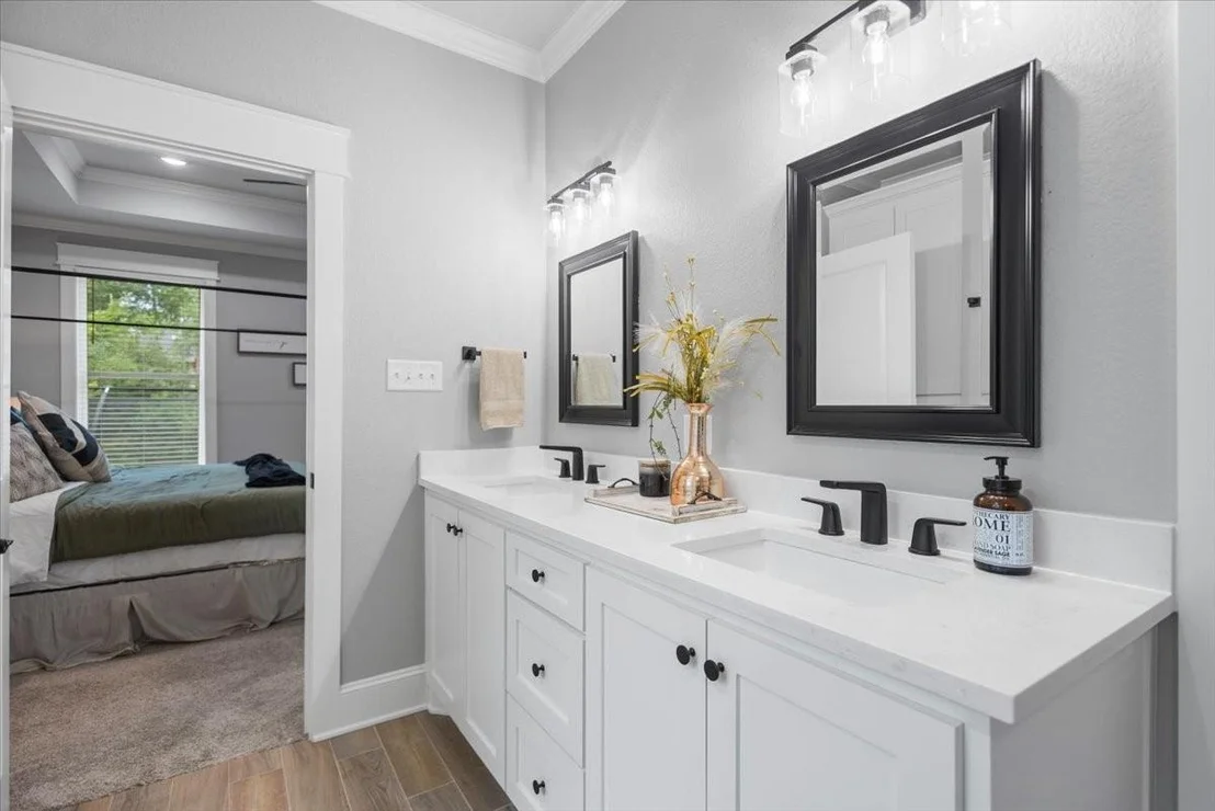Photo of 1627 Orchard Lane