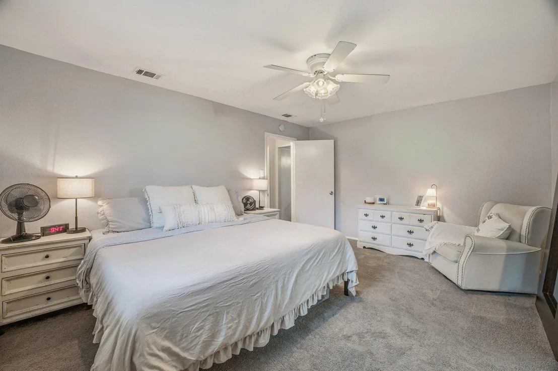 Photo of 401 Meadow Ridge Drive