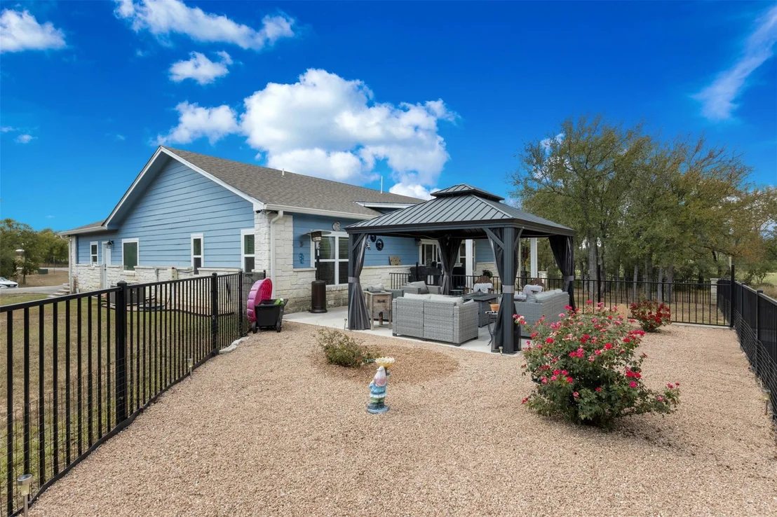 Photo of 141 Eagle Point Cove