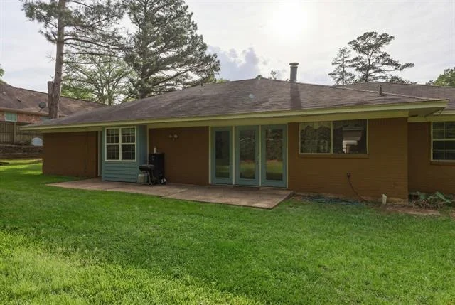 Photo of 10203 Crestview Drive