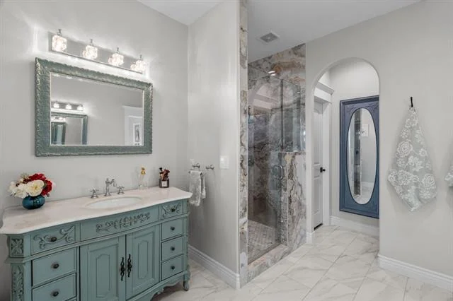 Photo of 313 Hidden Shores Drive