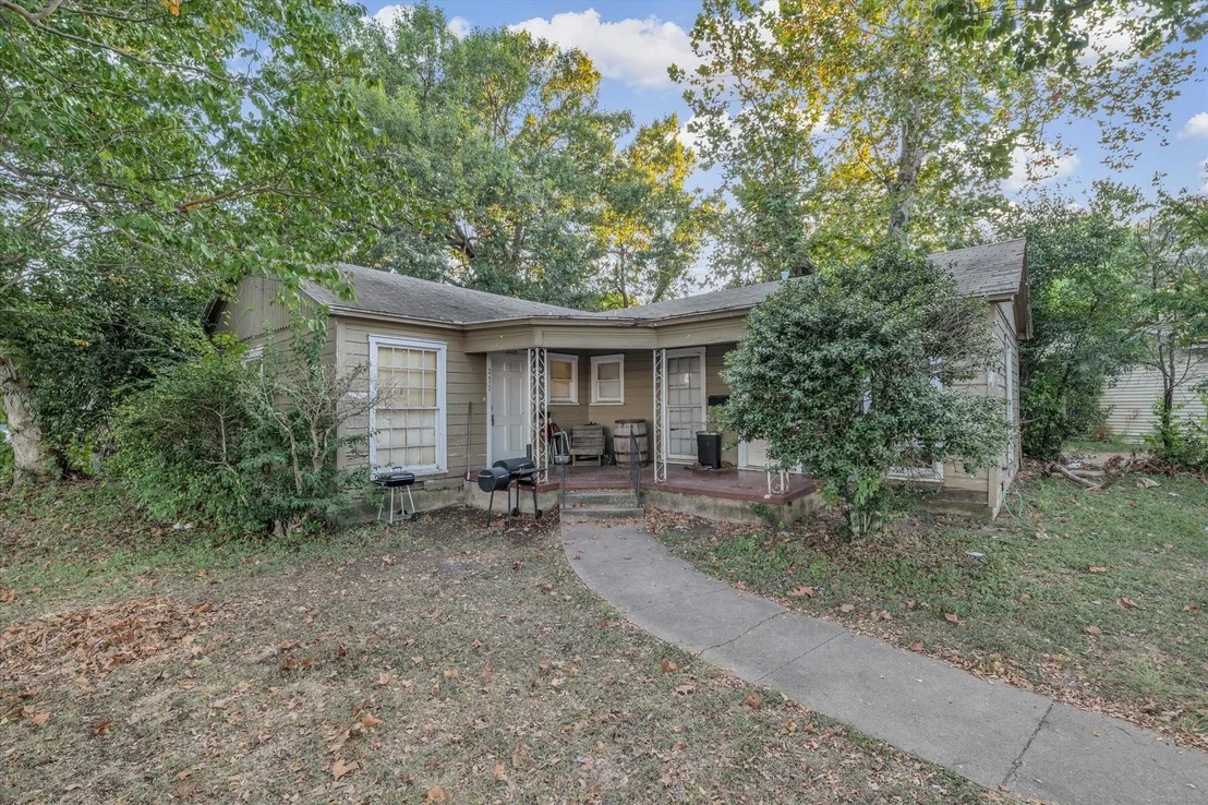 Photo of 3412 Brook Circle