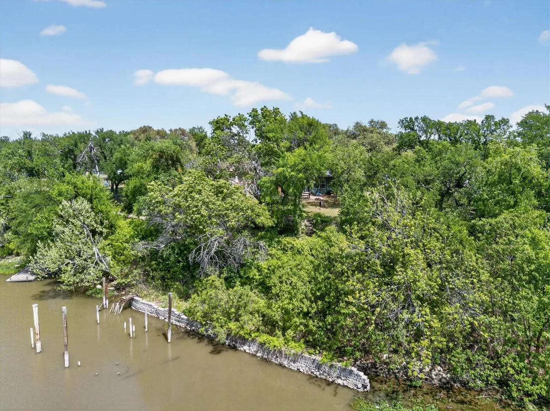 Photo of 7036 Lotus Trail