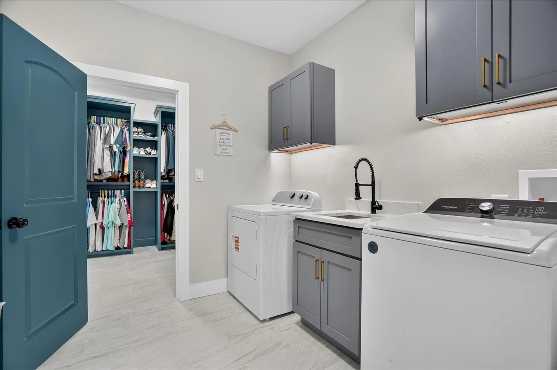 Photo of 332 Jonny Boy Way