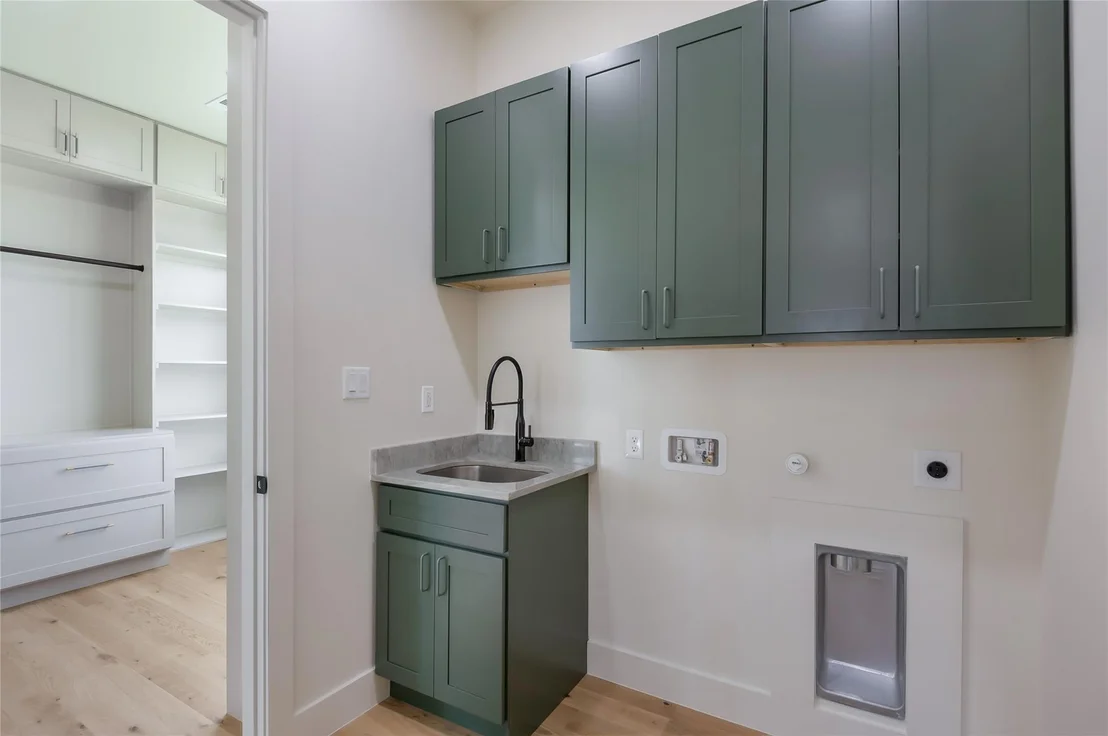 Photo of 349 Valley Trail