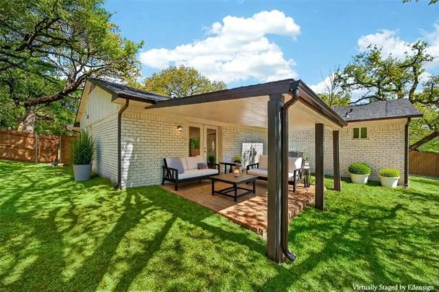 Photo of 614 Lakeside Drive Drive