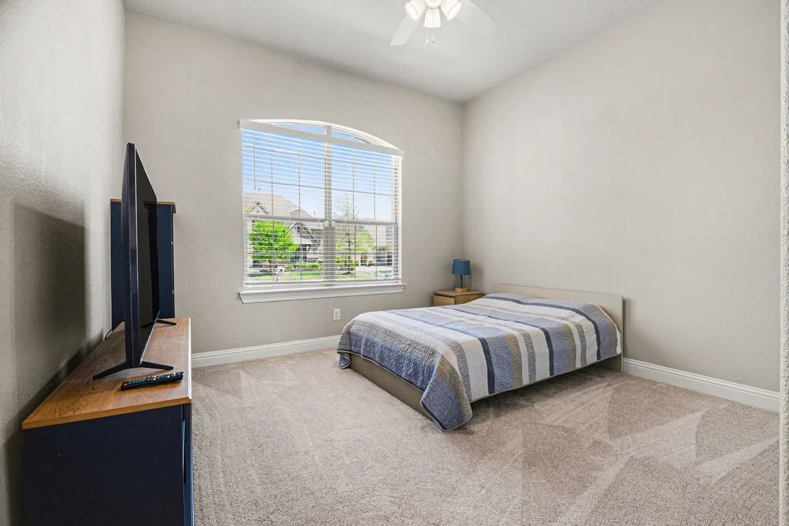 Photo of 3323 Royal Ridge Drive