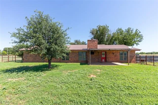 Photo of 427 Meadow Lane