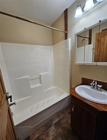 Photo of 529 Wildewood Drive