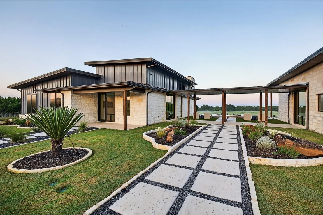 Photo of 5579 County Road 2013