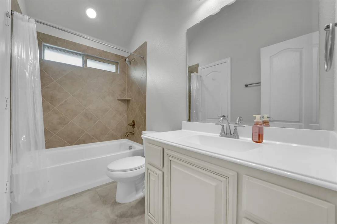 Photo of 1108 Canterbury Lane
