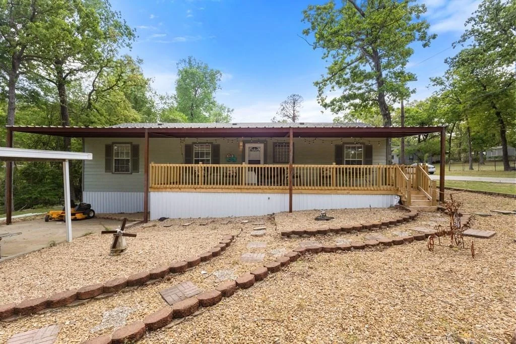 Photo of 1101 Doe Run Drive