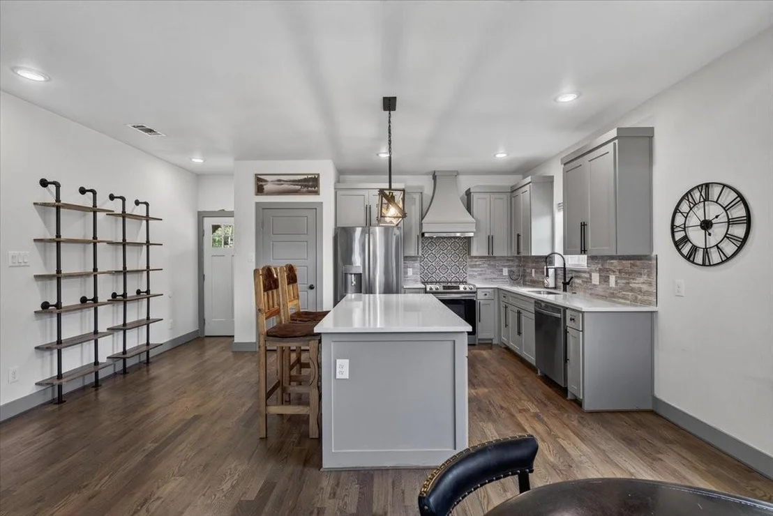 Photo of 612 Kontiki Drive