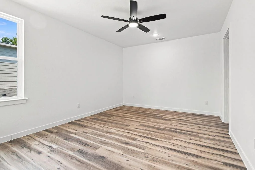 Photo of 106 E Miller