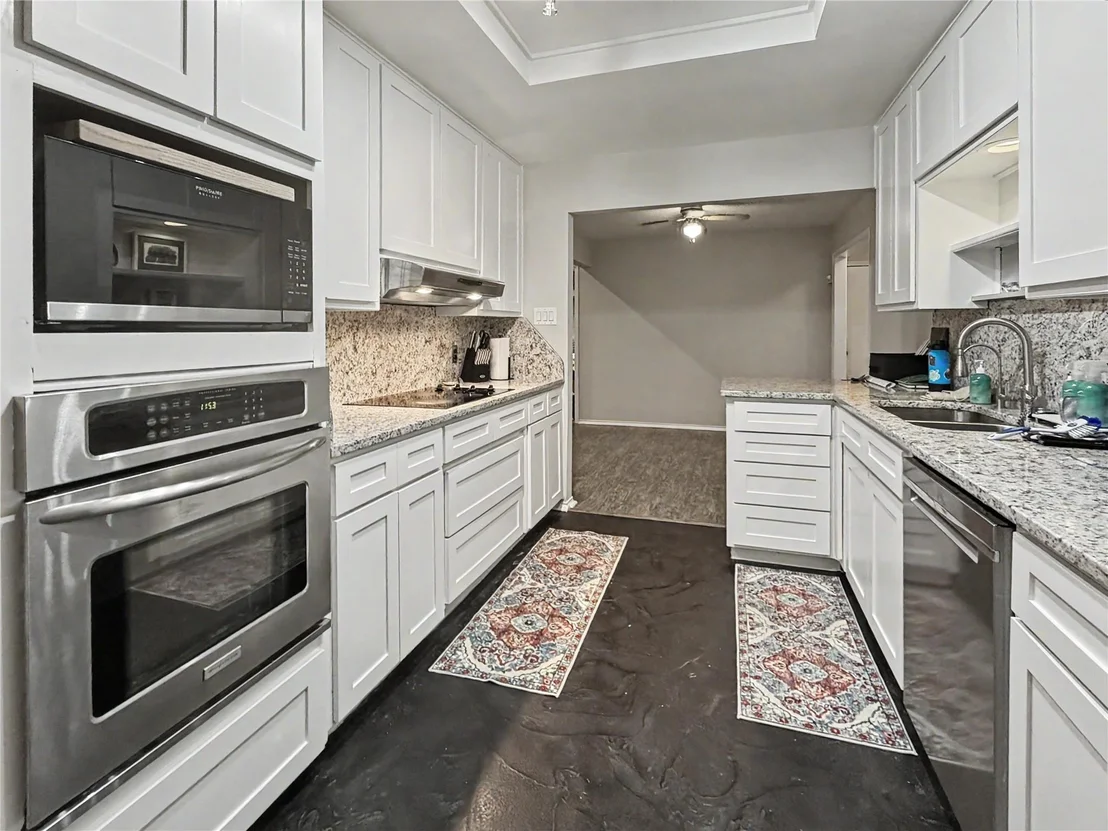 Photo of 3658 Snow Creek Drive