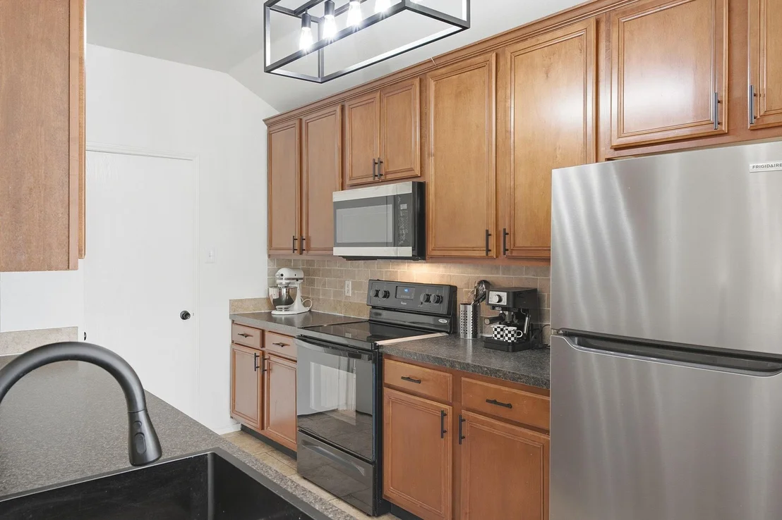 Photo of 412 Harvard Drive