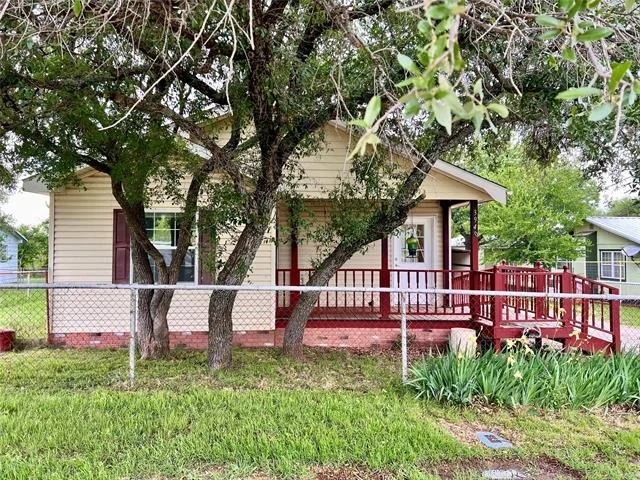 Photo of 3940 Lake Shore Drive
