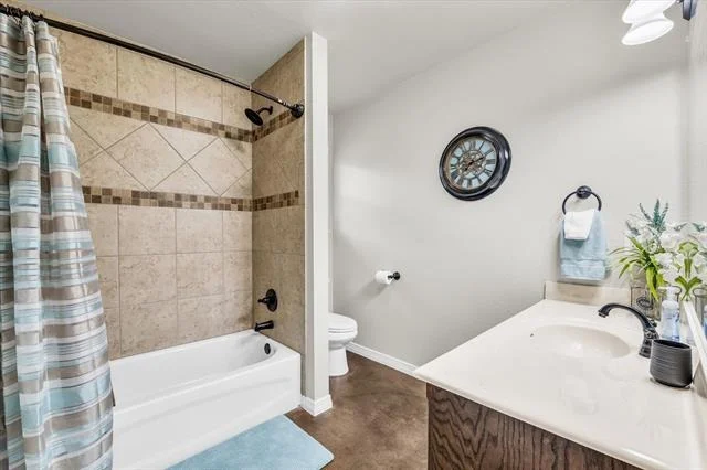 Photo of 814 Springdale Circle