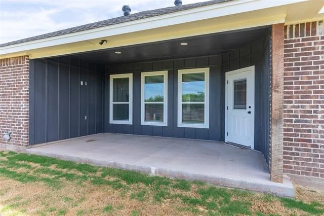 Photo of 7556 Lake Ridge Parkway