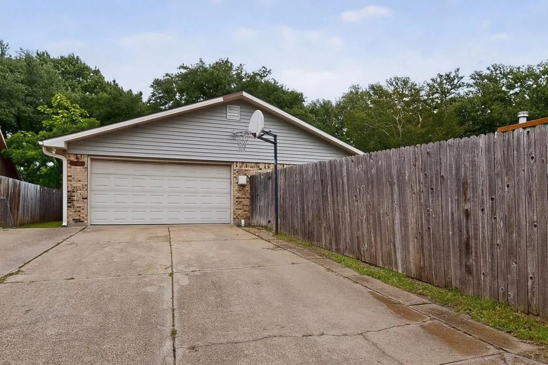Photo of 4329 Thicket Drive