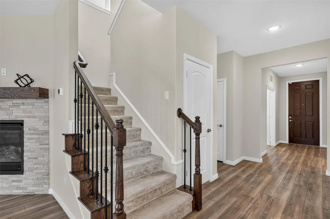 Photo of 8715 Royal Star Road