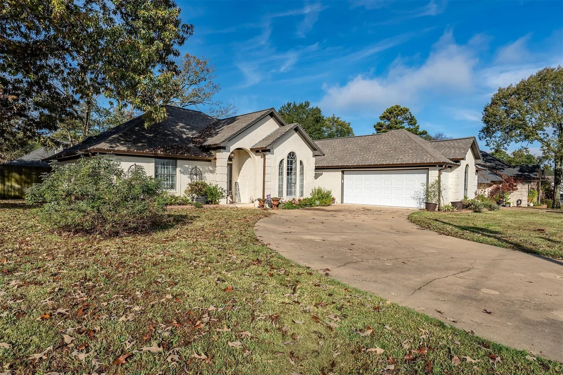 Photo of 18564 County Road 1100