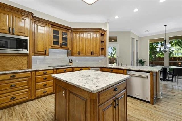 Photo of 901 Canterbury Lane
